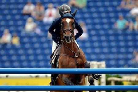 Dressur-DM in Balve: Aus für Werndl nach Sturz mit dem Segway