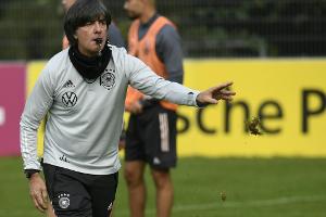 Löw warnt: Spanien "sehr hoch einzuschätzen"