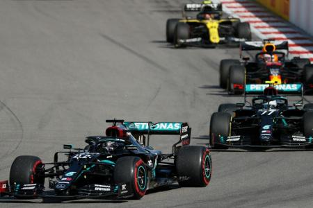 Hamilton nach 10-Sekunden-Strafe auf Rang drei