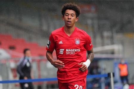 Durfte in der Schlussphase noch einige Spielminuten in der Bundesliga sammeln. Die Defensive der Bayern wurde aber nicht meh...