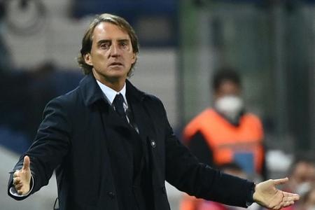 Azzurri ohne Trainer Mancini, auch mehrere Spieler fallen wegen Corona aus