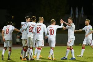 Nach positivem Test bei Skov: Corona-Chaos bei Dänemark