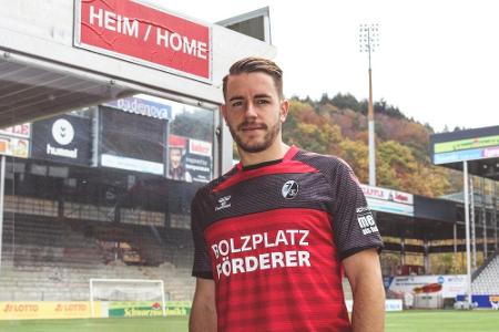 SC Freiburg im Sondertrikot gegen Mainz