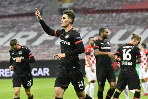 Leverkusen mit einem Bein in der Zwischenrunde