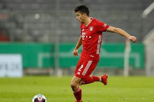 Bayern gegen Salzburg mit Richards und Roca - Hernandez auf der Bank