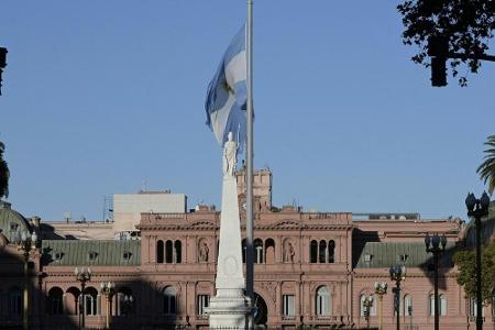 Aufbahrung von Maradonas Leichnam im Präsidentenpalast