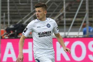 1:3 gegen KSC: Braunschweig rutscht auf Platz 15