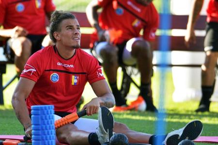 Würzburg holt Rechtsverteidiger Feltscher