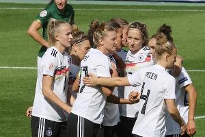 Perfekte EM-Quali: DFB-Frauen schließen Jahr mit Arbeitssieg in Irland ab