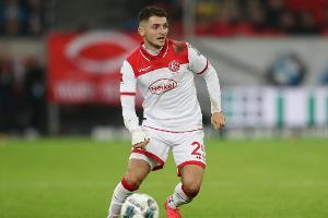 Düsseldorf marschiert - St. Pauli stürzt weiter ab