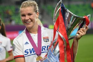 Starstürmerin Hegerberg verlängert in Lyon bis 2024