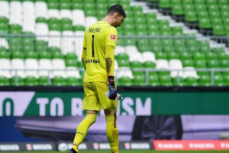 Hatte beim ersten Gegentreffer Pech, dass der zweite Ball beim BVB landete (12.), zeigte gegen Akanji (41.) und Reus (72.) d...