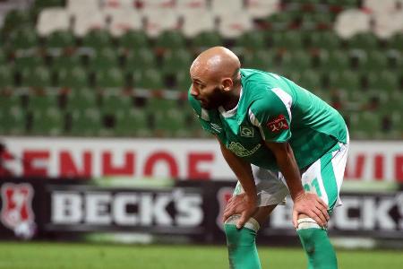 Sah beim ersten Gegentor etwas unglücklich aus, weil er den Ball blockte und seinen Torwart so aus dem Spiel nahm (12.). Ste...