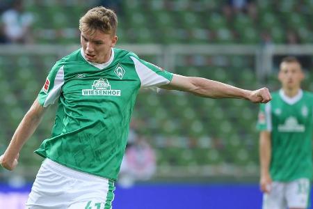 Besetzte die Sturmspitze, bekam aber noch nur wenige Zuspiele. Zahlte in seinen direkten Duellen obendrein wiederholt Lehrgeld.