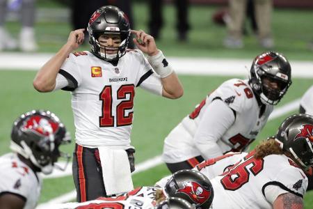 NFL: Brady führt Buccaneers in die Play-offs