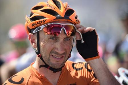 Radsport: 49-jähriger Rebellin setzt Karriere fort