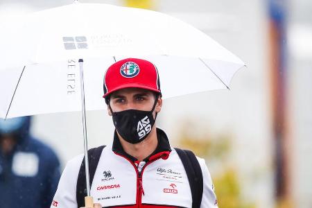 Drei Top-Ten-Platzierungen stehen zu Buche. Das ist im unterlegenen Alfa Romeo ok, mehr aber auch nicht. Entgegen der Erwart...