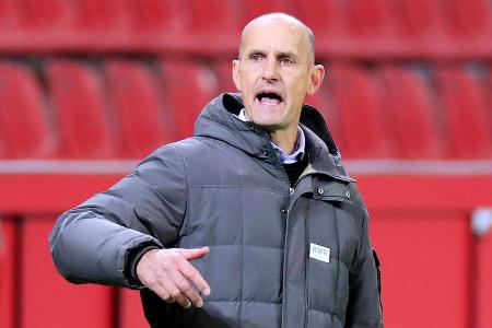 Die Augsburger planen nach eigener Aussage keine Transfers. Stattdessen setzt der Verein auf Kontinuität. Trainer Heiko Herr...