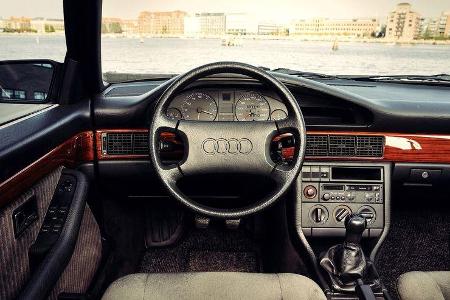 Audi 100 Typ 44 Innenraum