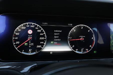 Mercedes E 220 d, Rundinstrumente