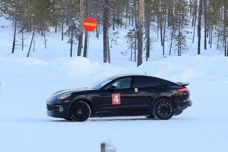 Erlkönig Porsche Mission E