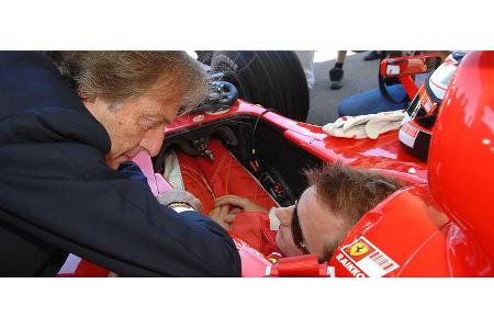 Di Montezemolo diskutiert mit Räikkönen.