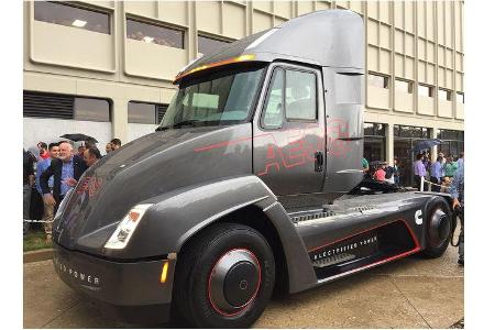 Cummins Aeos Elektro-Lkw