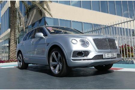 Bentley Bentayga - Carspotting - Abu Dhabi 2017