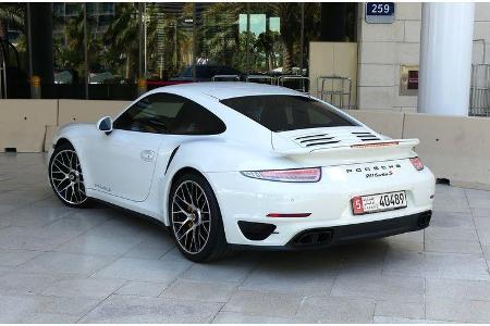 Porsche 911 Turbo S - Carspotting - Abu Dhabi 2017