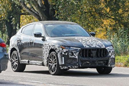 Maserati Levante GTS Erlkönig