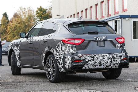 Maserati Levante GTS Erlkönig