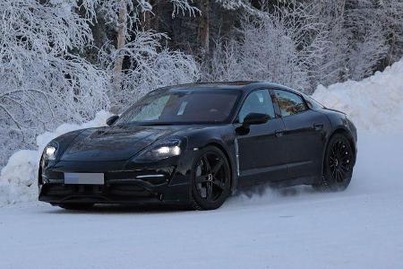 Porsche Mission E Erlkönig