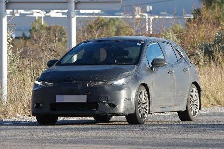 Toyota Auris Erlkönig