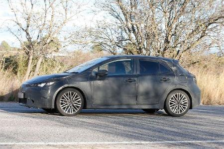 Toyota Auris Erlkönig
