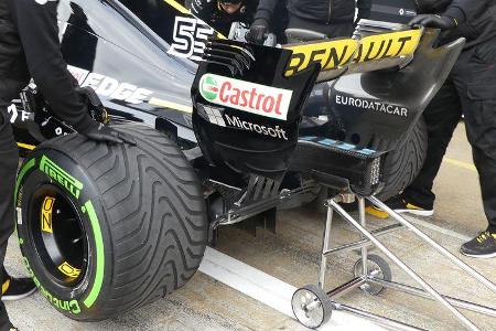 Carlos Sainz - Renault - F1-Test - Barcelona - Tag 2 - 27. Februar 2018