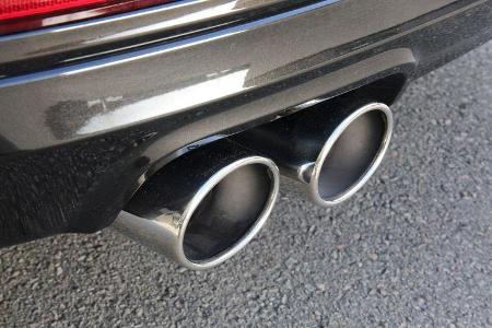 BMW Alpina D3 Biturbo, Endrohre