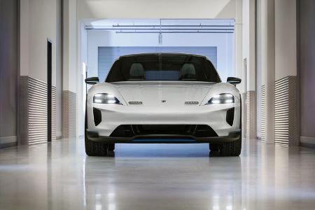 Porsche Mission E Cross Turismo