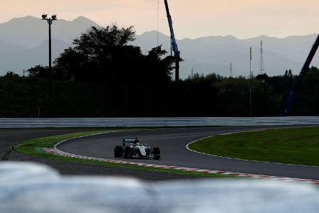 Lewis Hamilton - Mercedes - GP Japan 2016 - Suzuka