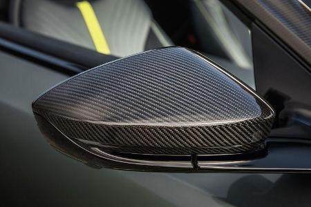 Aston Martin DB11 AMR