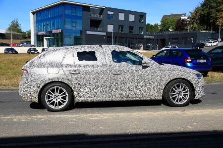 Erlkönig Skoda Spaceback