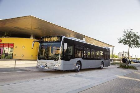 Mercedes-Benz Citaro hybrid mit Preventive Brake Assist und Sideguard Assist