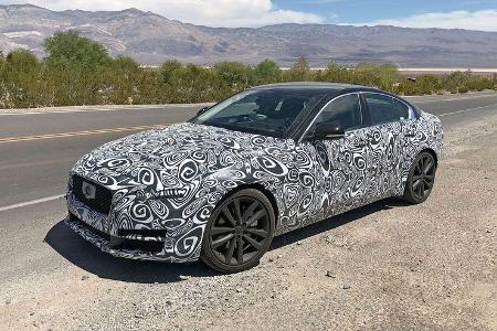 Erlkönig Jaguar XE