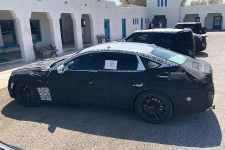 Erlkönig Hyundai Genesis G80