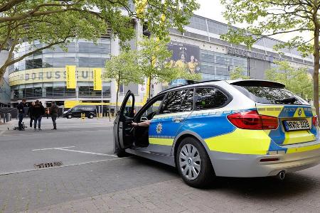 Sobald der FC Schalke beim BVB gastiert, herrscht für gewöhnlich Alarmstufe Rot. Nicht so an diesem historischen 16. Mai 202...