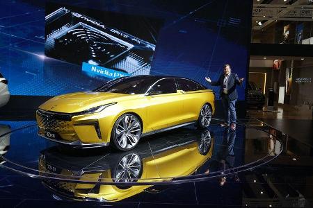 Contra Hanteng Red01 - Luca Leicht: Das Concept Car ist nicht nur unglaublich, weil es trotz des Namens gelb ist. Es sieht e...