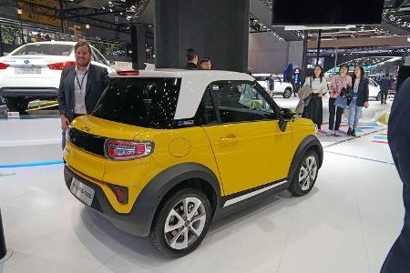 Ob sich hinter dem optisch attraktiven Stummelheck ein Kofferraum verbirgt, konnten wir nicht überprüfen.