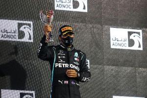 Mercedes und Hamilton: Wolff geht nicht von Dreijahresvertrag aus