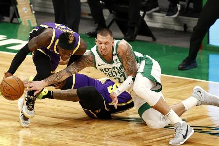 NBA: Schröder gewinnt deutsches Duell mit Theis