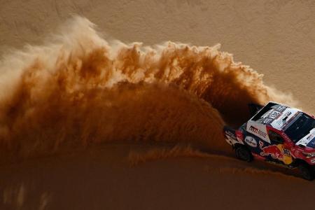 Dakar: Hattrick für Toyota-Pilot Al-Attiyah - Peterhansel vorn