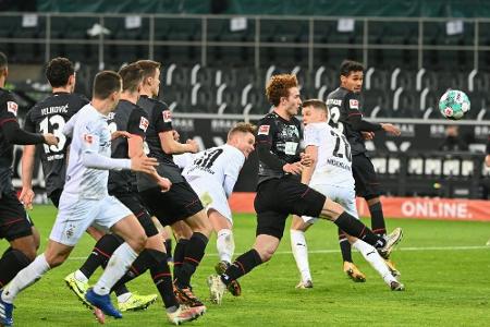 Gladbach siegt nach Corona-Wirbel um Embolo
